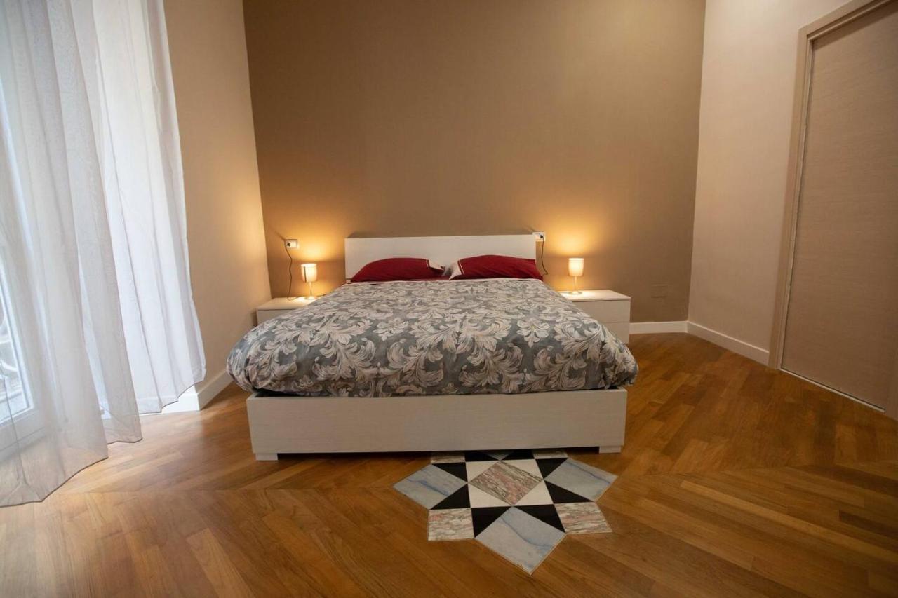 Privilege Chiaia By Dimorra Naples Exterior photo